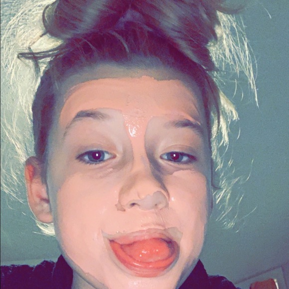 Meet your Posher, Maja - Picture 1 of 1